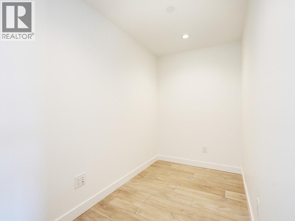 2401 657 Whiting Way, Coquitlam, British Columbia  V7C 5N6 - Photo 15 - R3175131