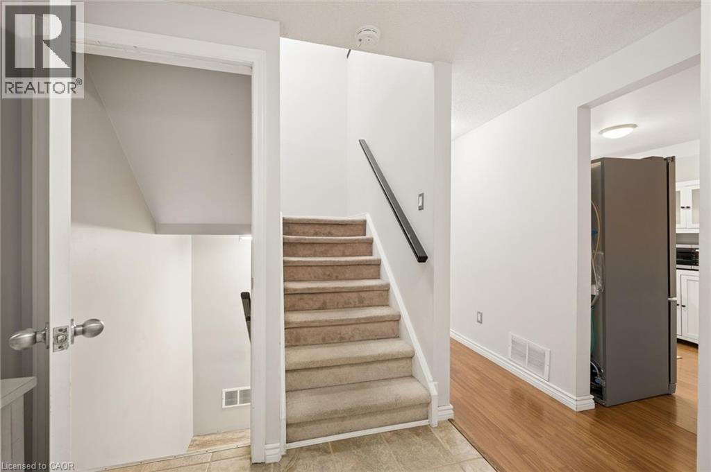 87 Poplar Drive, Cambridge, Ontario  N3C 3X3 - Photo 7 - 40871095