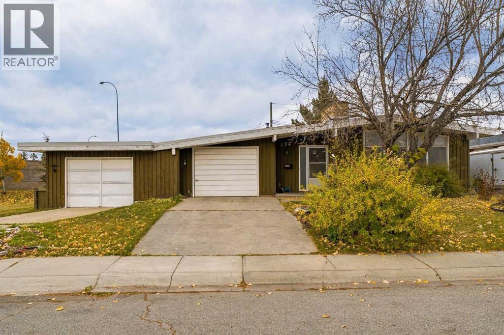 132 Lake Wapta Rise SE, Calgary, Alberta