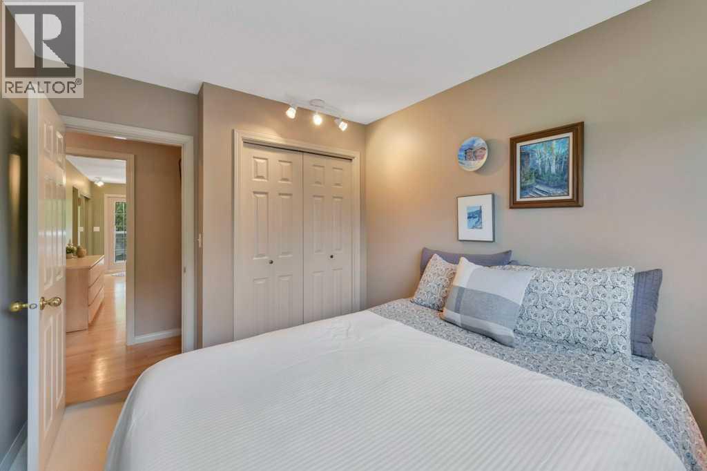 40 Springfield Avenue, Red Deer, Alberta  T4N 0C7 - Photo 20 - A2351819