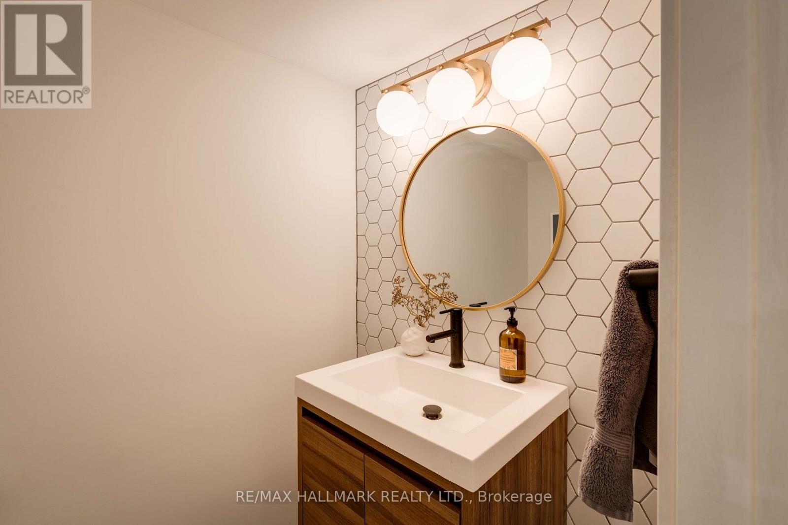 63 Chester Avenue, Toronto, Ontario  M4K 2Z8 - Photo 26 - E14030116