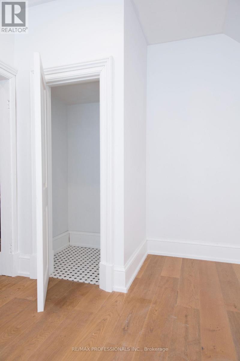 124 Close Avenue, Toronto, Ontario  M6K 2V5 - Photo 37 - W14029340