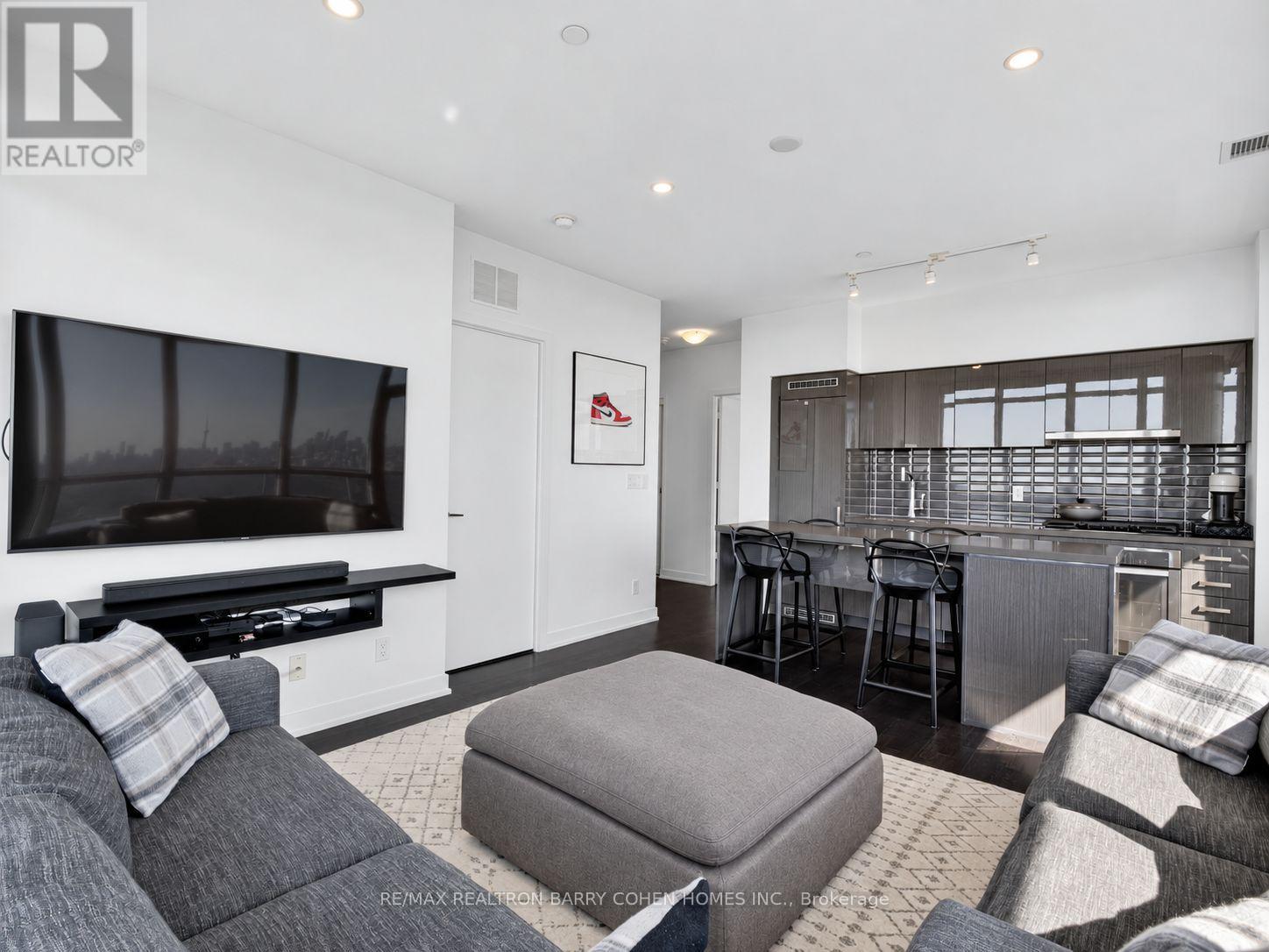 1707 - 501 St Clair Avenue W, Toronto, Ontario  M5P 0A2 - Photo 10 - C14030866