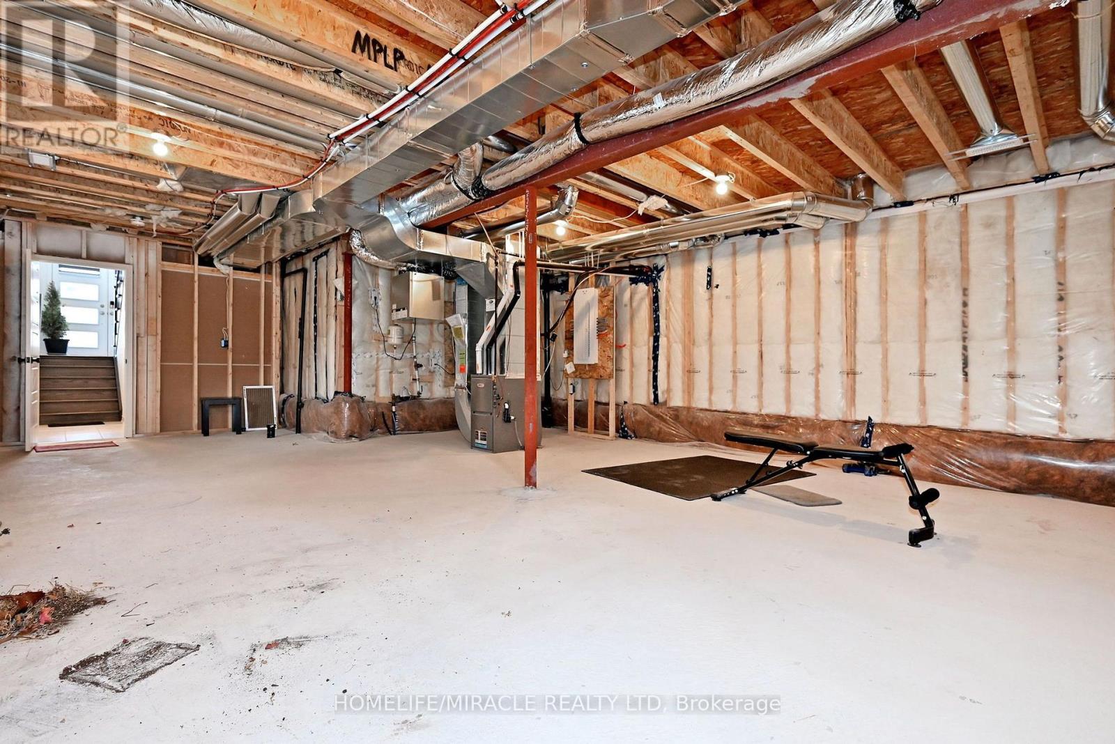 689 Mike Street, Innisfil, Ontario  L9S 0R7 - Photo 49 - N14029070