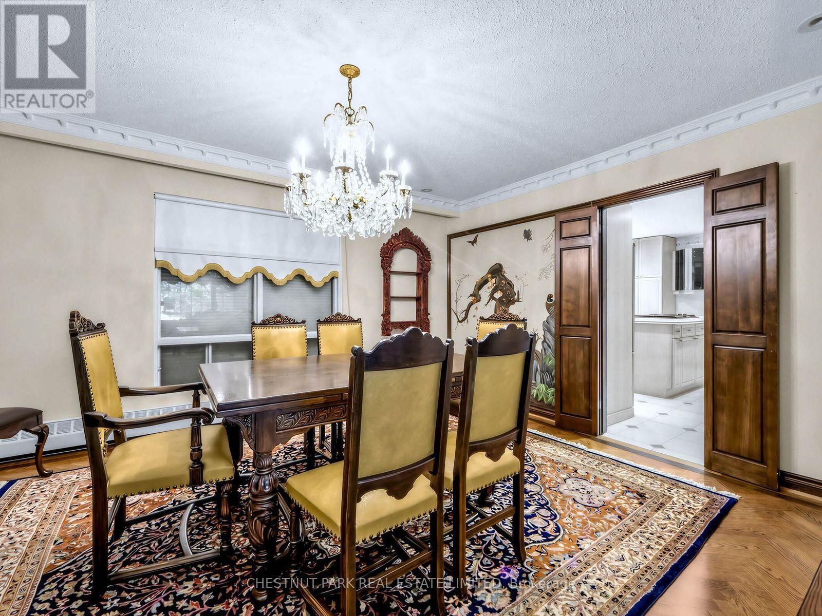 59 Chipstead Road, Toronto, Ontario  M3B 3E8 - Photo 11 - C14030702