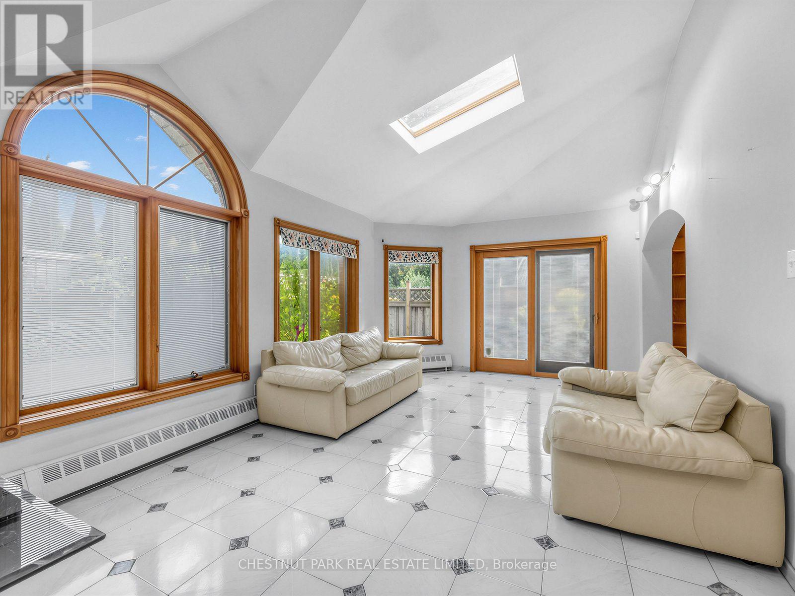 59 Chipstead Road, Toronto, Ontario  M3B 3E8 - Photo 13 - C14030702
