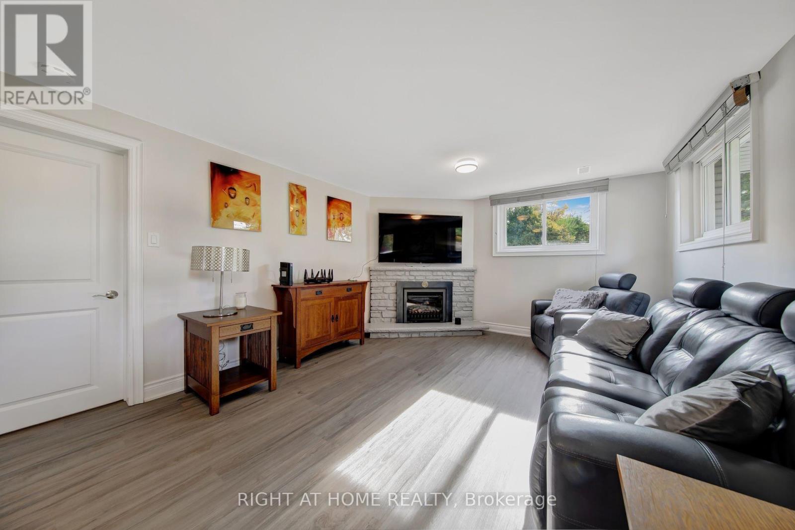 139 Third Line, Oakville, Ontario  L6L 3Z9 - Photo 15 - W14029348