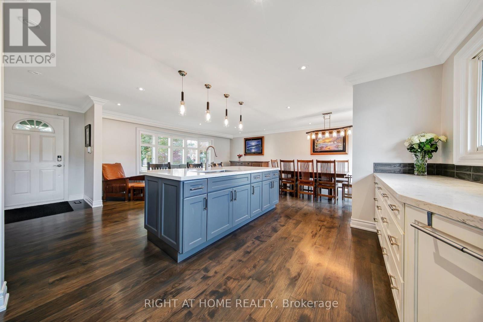 139 Third Line, Oakville, Ontario  L6L 3Z9 - Photo 11 - W14029348
