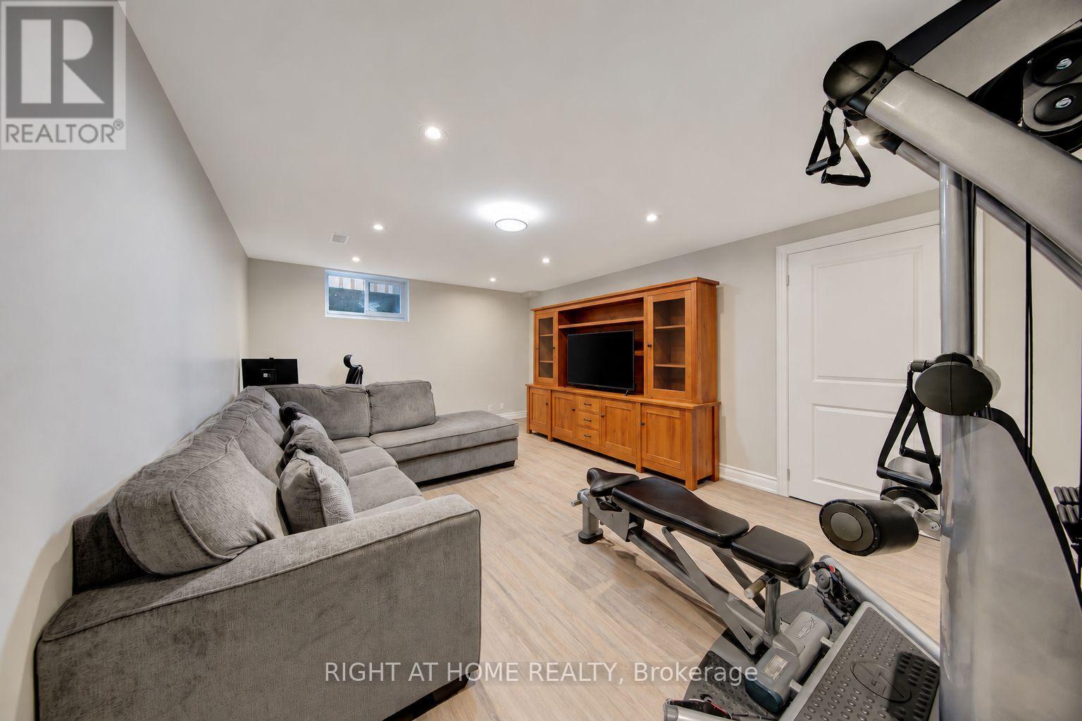 139 Third Line, Oakville, Ontario  L6L 3Z9 - Photo 31 - W14029348