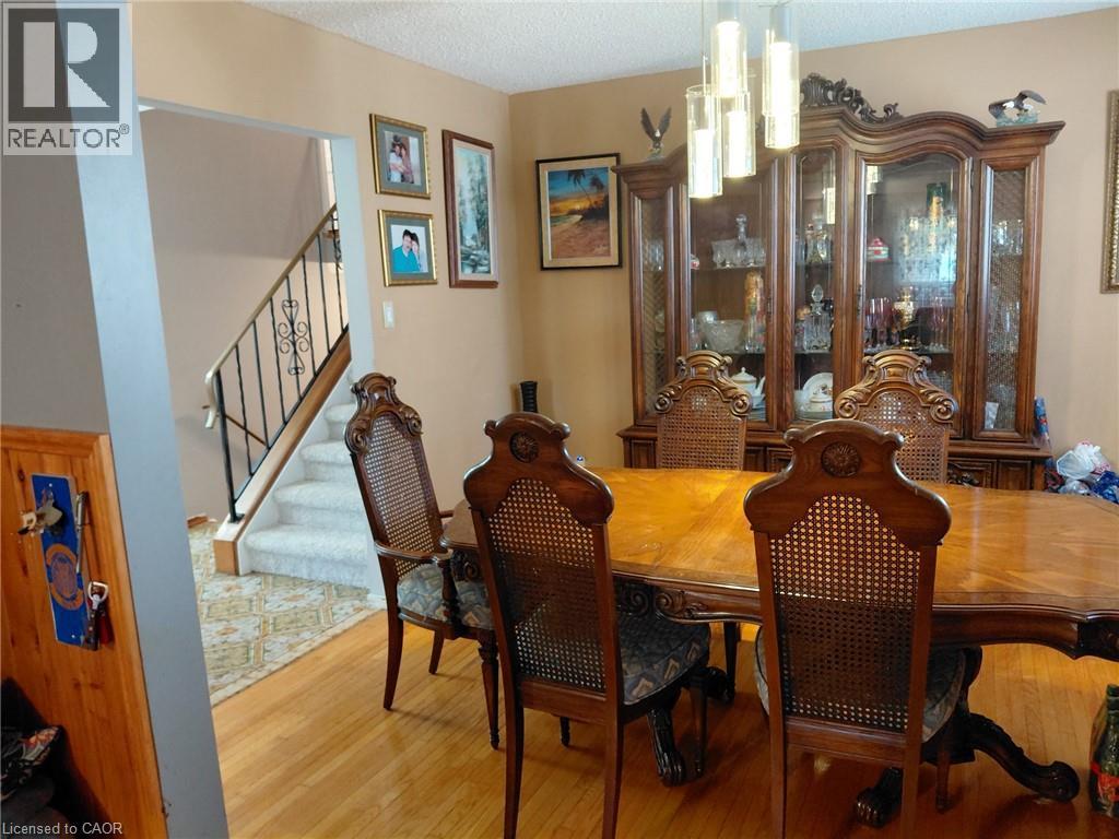 244 Guildwood Drive, Hamilton, Ontario  L9C 6W8 - Photo 11 - 40865390