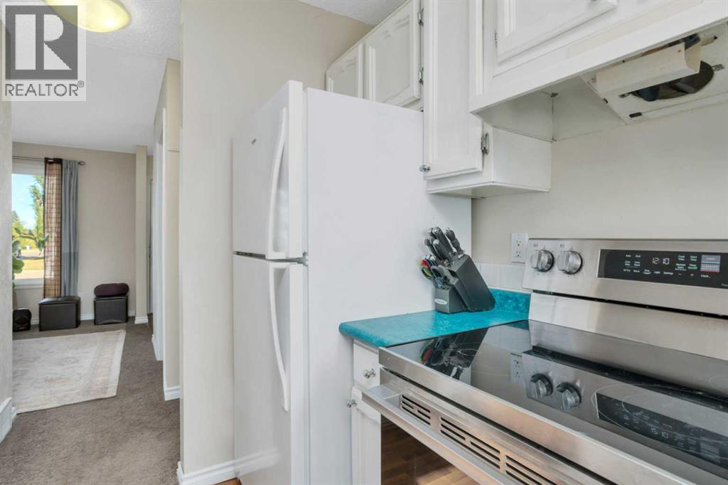 1 Mountain Place, Sylvan Lake, Alberta  T4S 1H7 - Photo 16 - A2349673