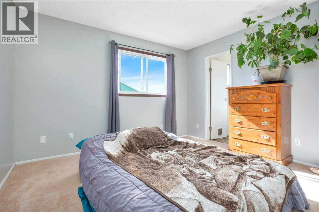 1 Mountain Place, Sylvan Lake, Alberta  T4S 1H7 - Photo 18 - A2349673