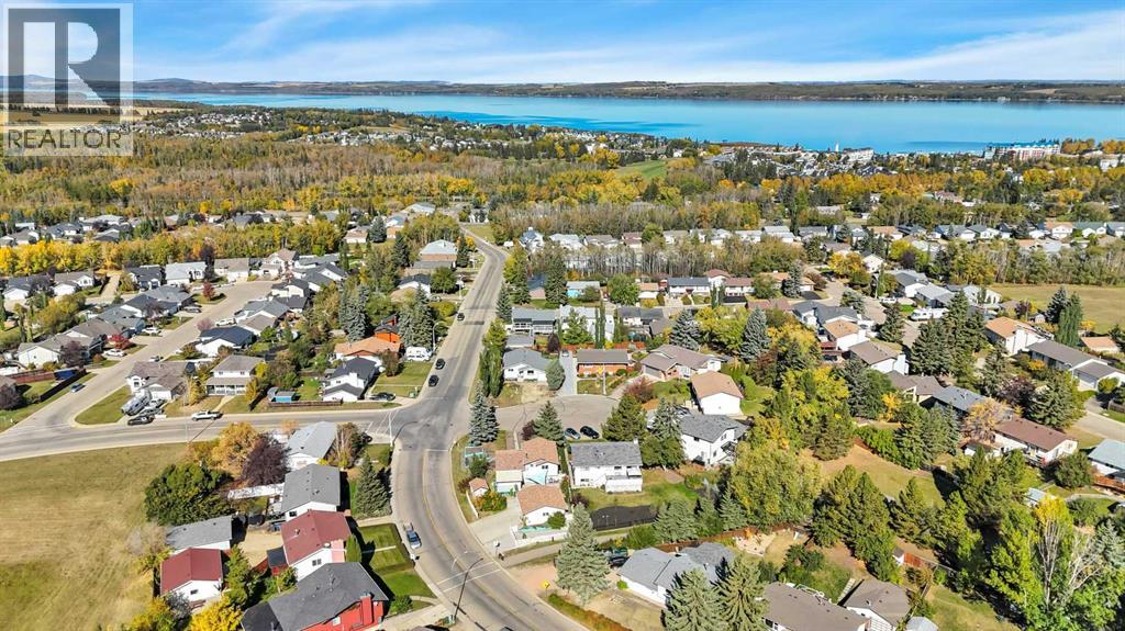 1 Mountain Place, Sylvan Lake, Alberta  T4S 1H7 - Photo 50 - A2349673