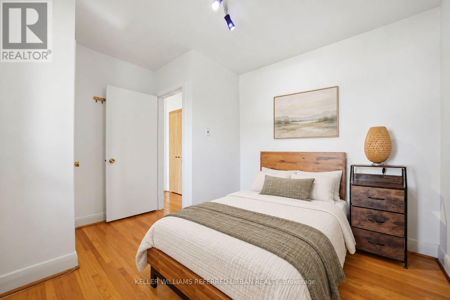 241 Churchill Avenue, Toronto, Ontario  M2R 1E2 - Photo 17 - C14031000