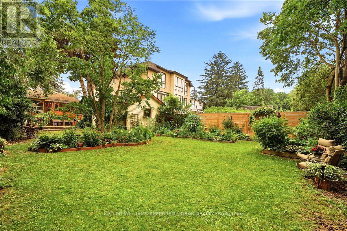 241 Churchill Avenue, Toronto, Ontario  M2R 1E2 - Photo 31 - C14031000