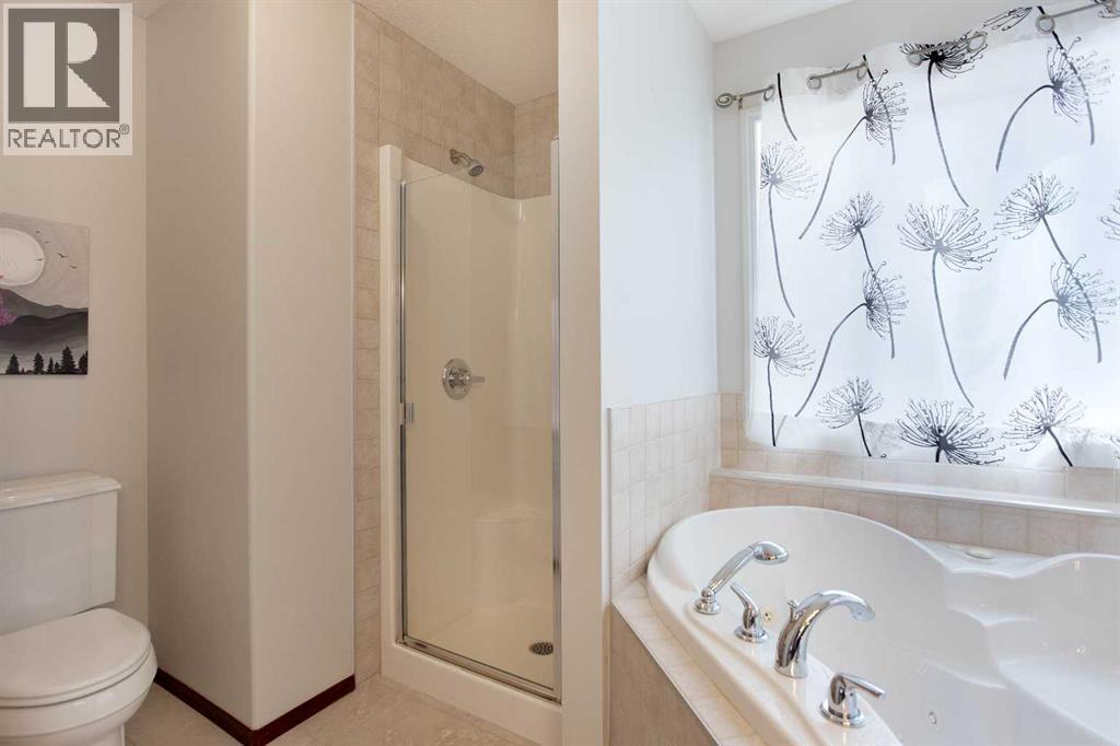 66 Cougarstone Close Sw, Calgary, Alberta  T3H 5J4 - Photo 25 - A2348223
