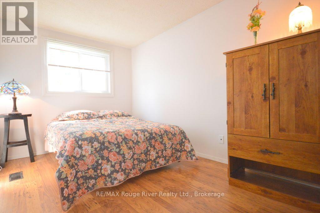 1084 Norman Crescent, Oshawa, Ontario  L1H 7X1 - Photo 12 - E14031274