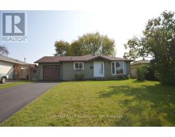1084 NORMAN CRESCENT, Oshawa, Ontario