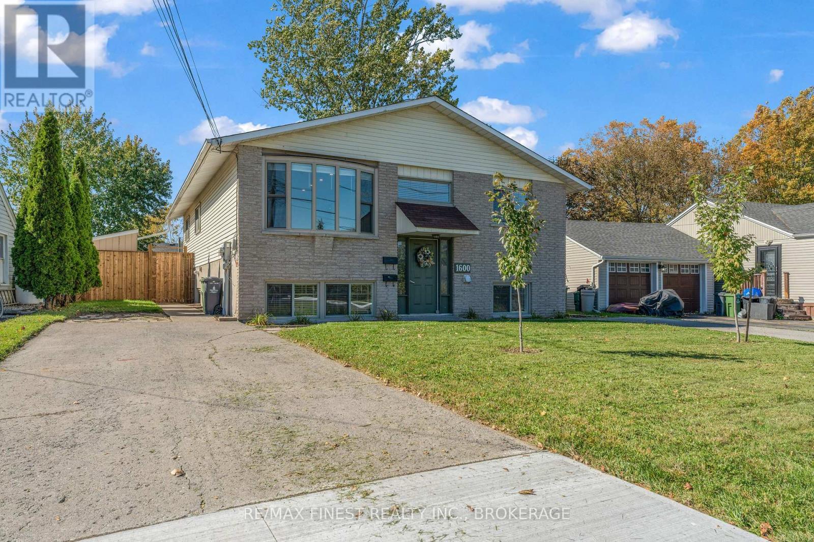 1600 ANNE STREET, Kingston, Ontario