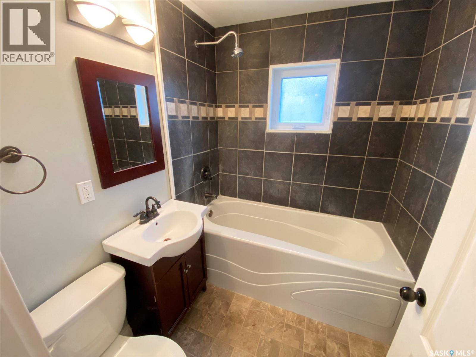 277 Fourth Avenue N, Yorkton, Saskatchewan  S3N 1B3 - Photo 18 - SK050986