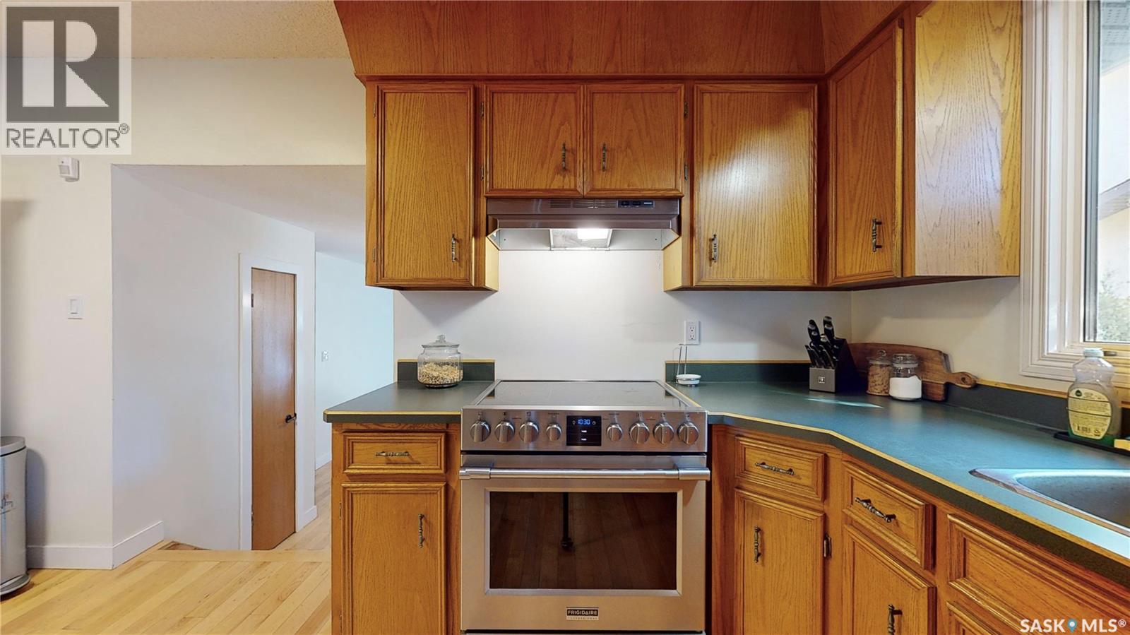 353 Lockwood Road, Regina, Saskatchewan  S4S 6E5 - Photo 12 - SK050953