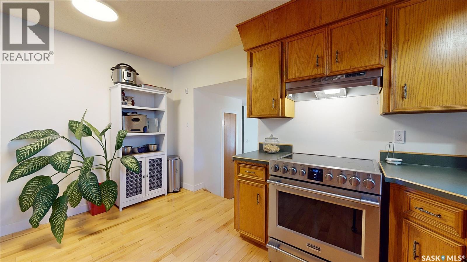 353 Lockwood Road, Regina, Saskatchewan  S4S 6E5 - Photo 13 - SK050953