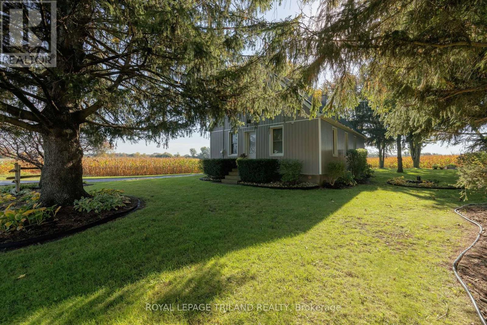 17459 Evelyn Drive, Thames Centre, Ontario  N0M 2P0 - Photo 2 - X14031108