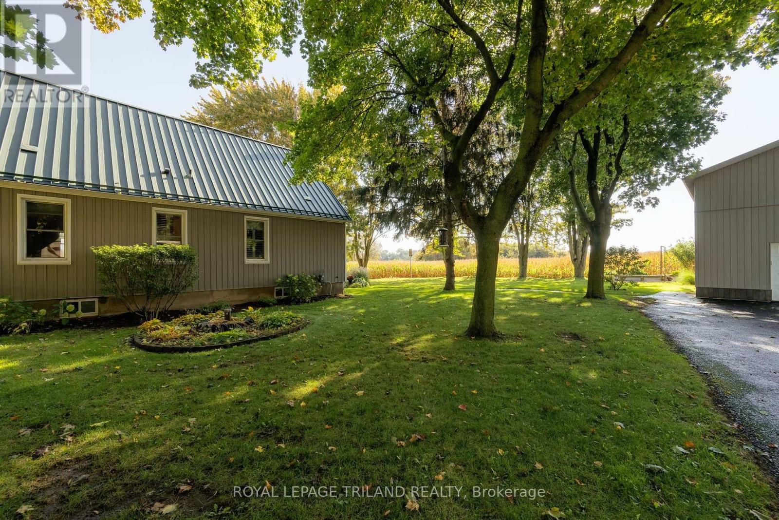 17459 Evelyn Drive, Thames Centre, Ontario  N0M 2P0 - Photo 3 - X14031108