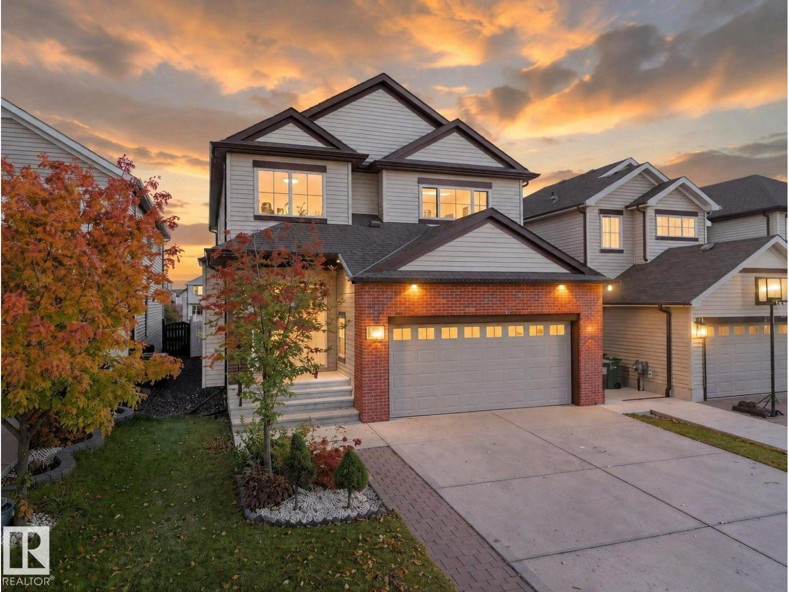 5219 18 AV SW