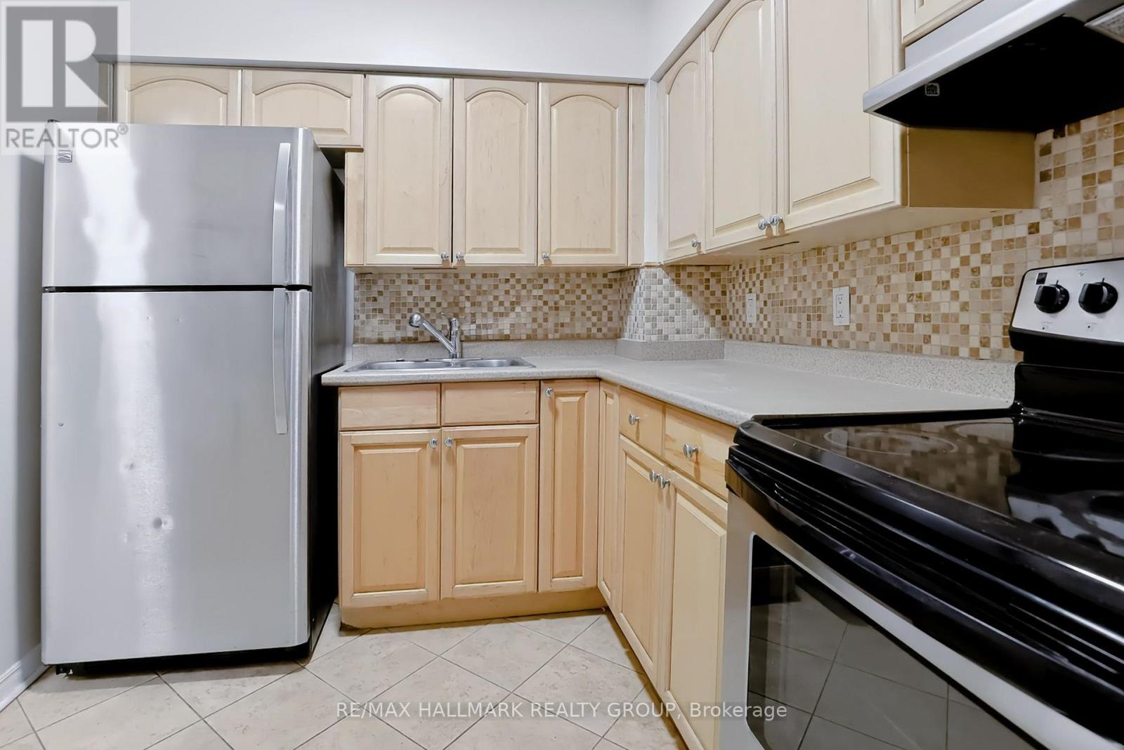203 - 158a Mcarthur Avenue, Ottawa, Ontario K1L 7E7 - Photo 4 - X14031350