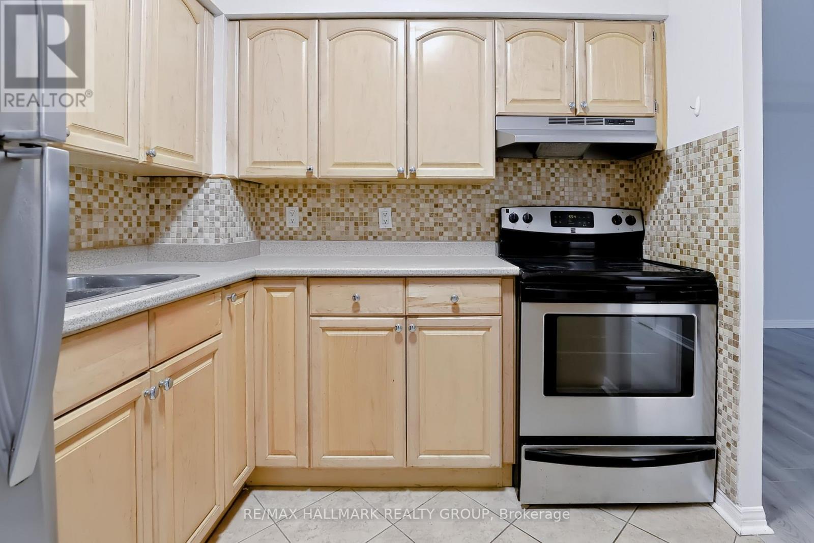 203 - 158a Mcarthur Avenue, Ottawa, Ontario K1L 7E7 - Photo 5 - X14031350