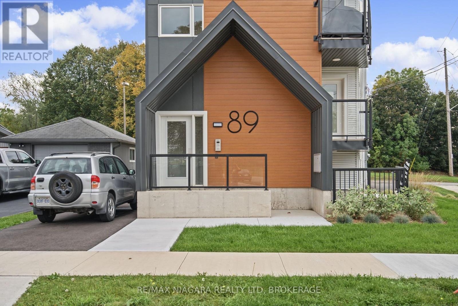 89 Sixth Street, Welland, Ontario  L3B 5A7 - Photo 2 - X14031160