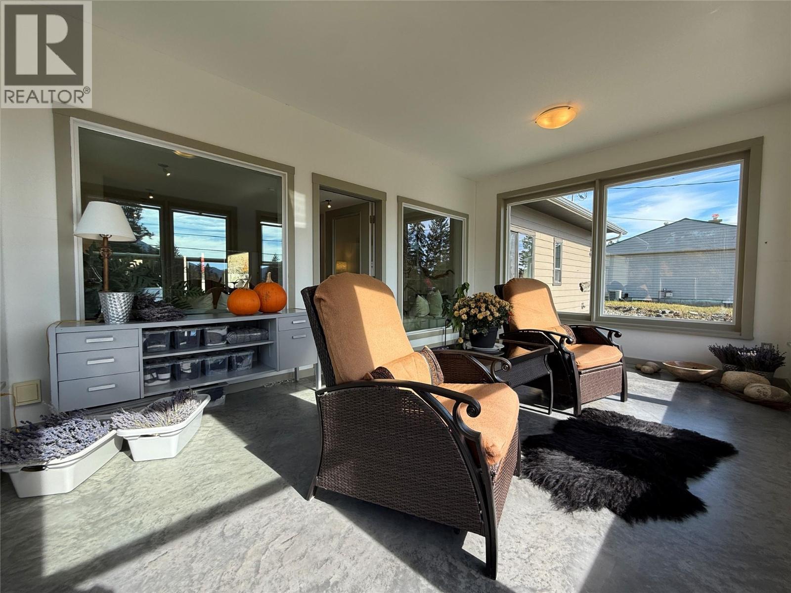 412 301st Street, Marysville, British Columbia  V1A 3H1 - Photo 44 - 10403100