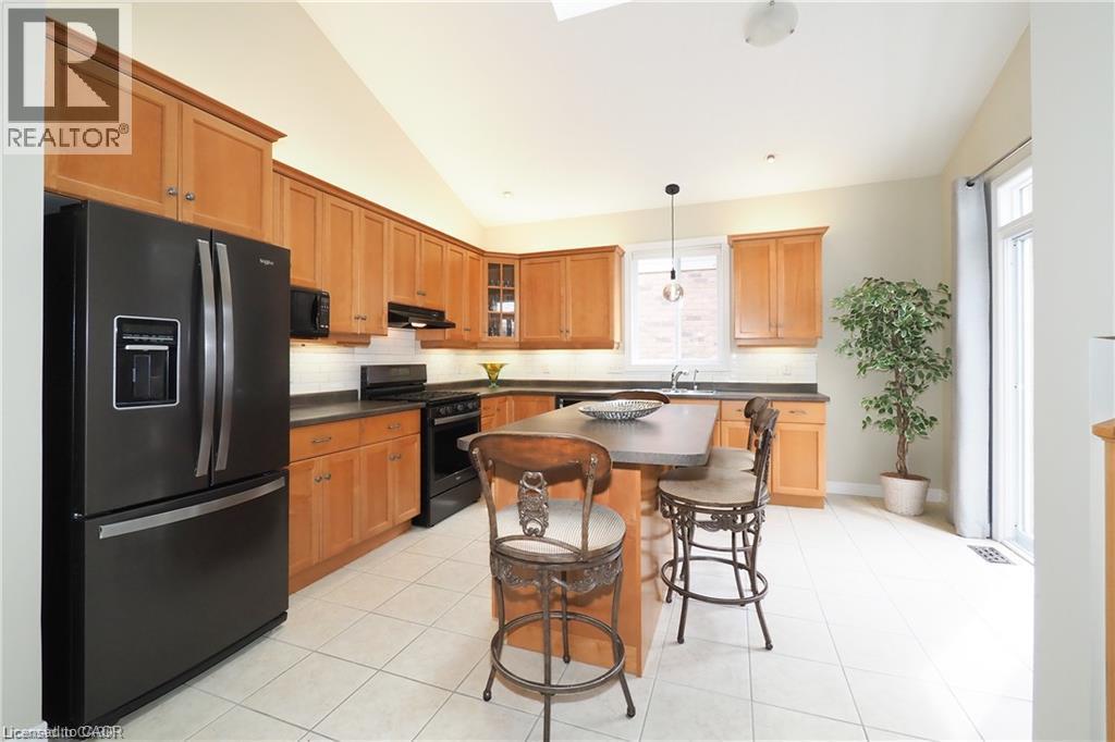 559 Springwater Drive, Waterloo, Ontario N2V 2K6 - Photo 14 - 40870645
