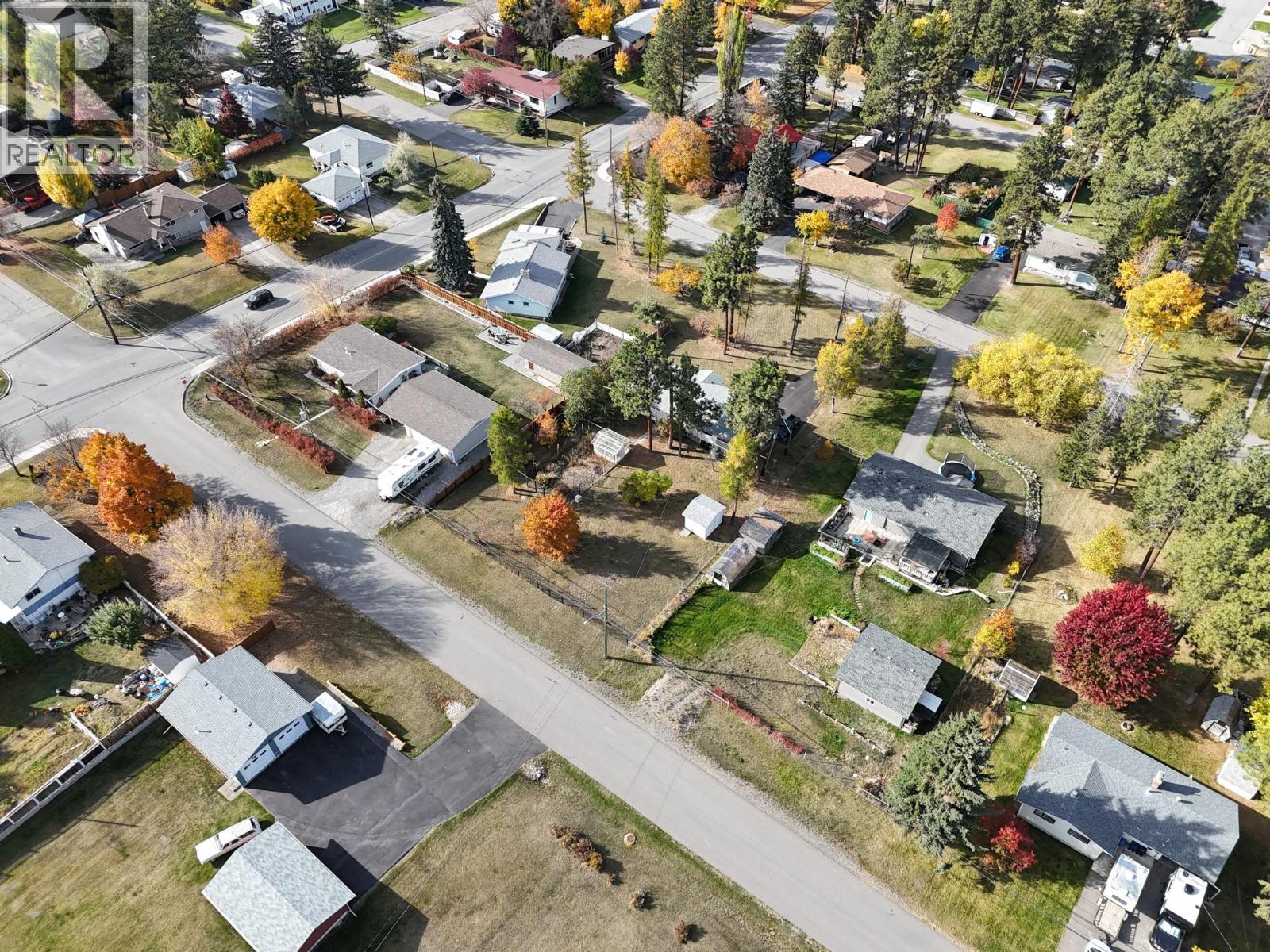 614 28th Avenue S, Cranbrook, British Columbia  V1C 3J8 - Photo 10 - 10403500