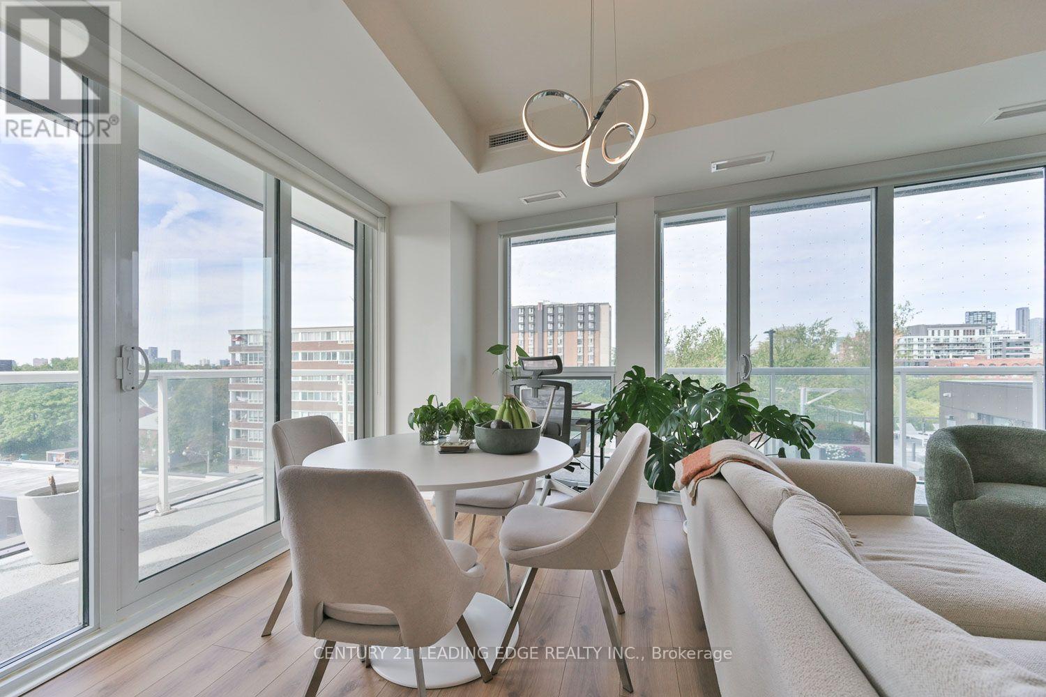 605 - 80 Vanauley Street, Toronto, Ontario  M5T 0C9 - Photo 10 - C14031110