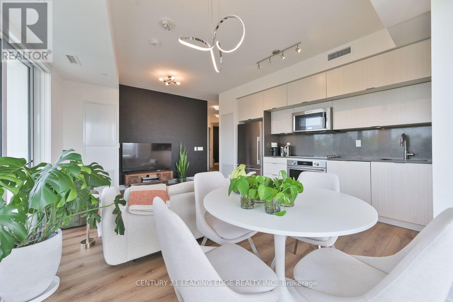 605 - 80 Vanauley Street, Toronto, Ontario  M5T 0C9 - Photo 12 - C14031110