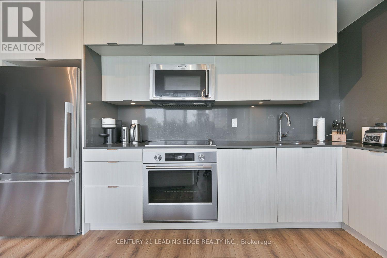 605 - 80 Vanauley Street, Toronto, Ontario  M5T 0C9 - Photo 14 - C14031110