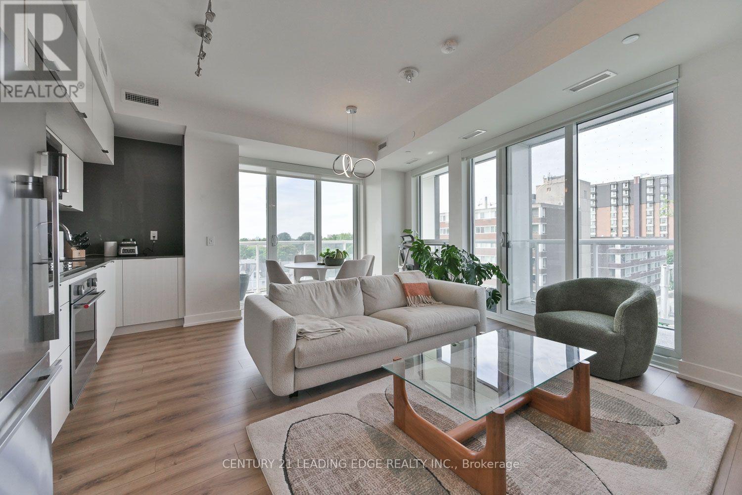 605 - 80 Vanauley Street, Toronto, Ontario  M5T 0C9 - Photo 7 - C14031110