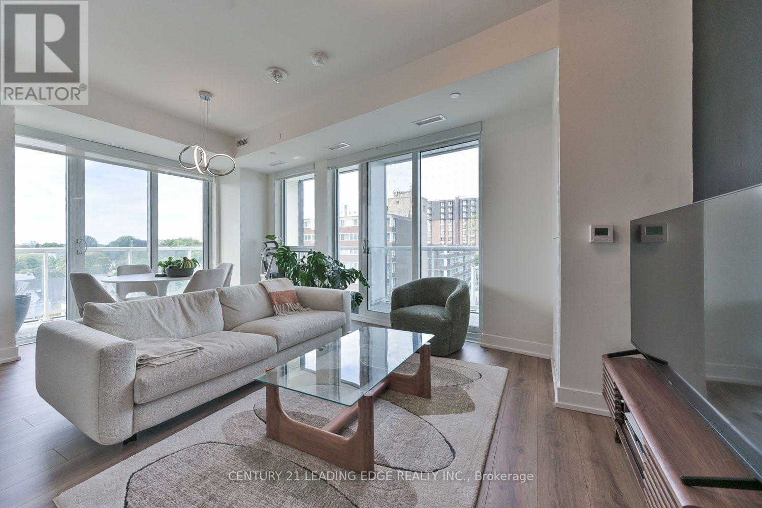605 - 80 Vanauley Street, Toronto, Ontario  M5T 0C9 - Photo 8 - C14031110