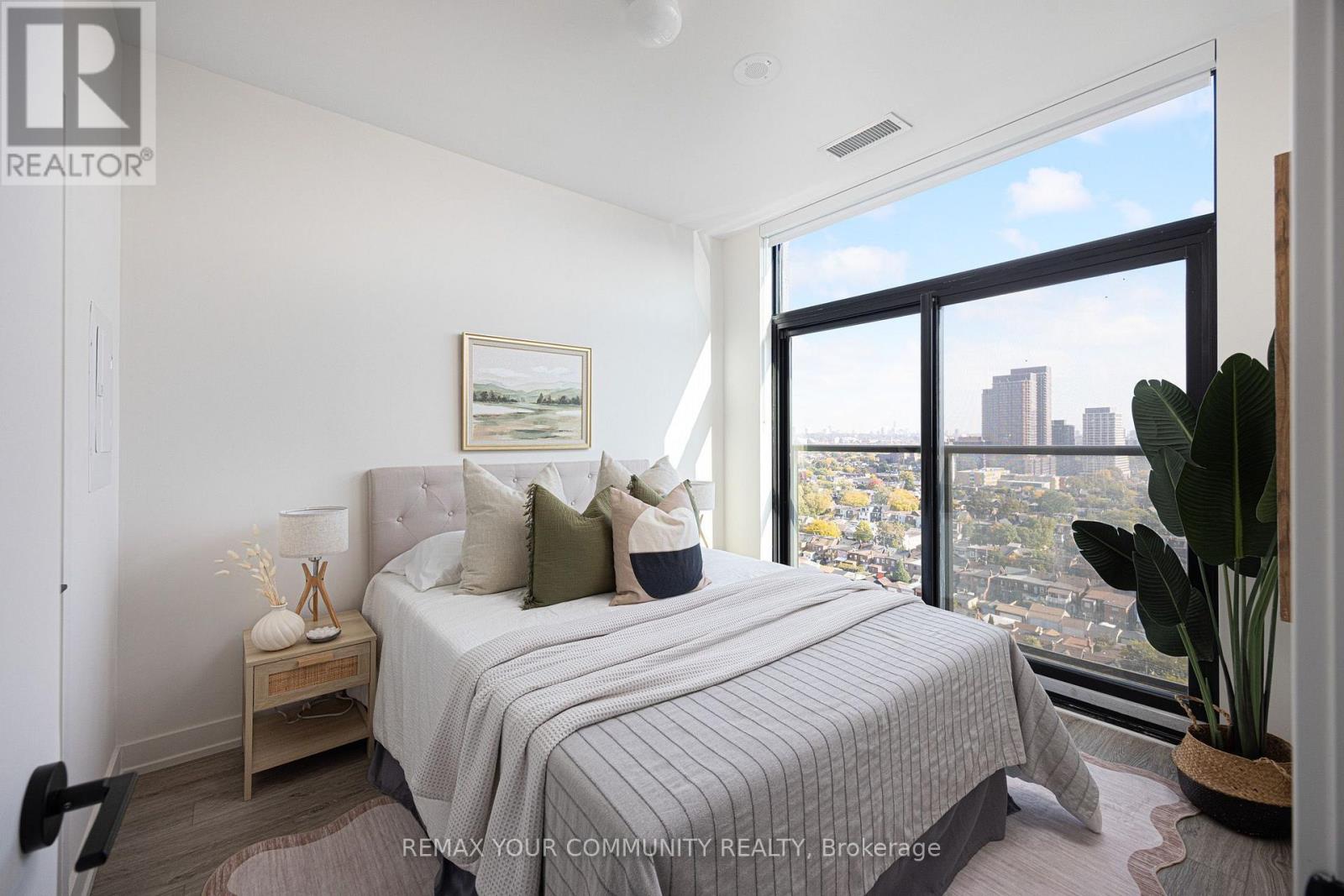 Ph12 - 181 Sterling Road, Toronto, Ontario  M6R 2B2 - Photo 11 - C14031138