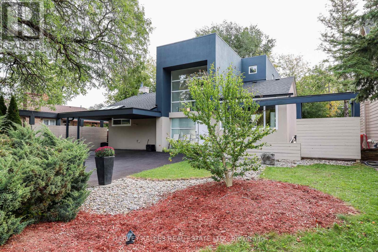 90 Berkinshaw Crescent, Toronto, Ontario  M3B 2T2 - Photo 3 - C14031184