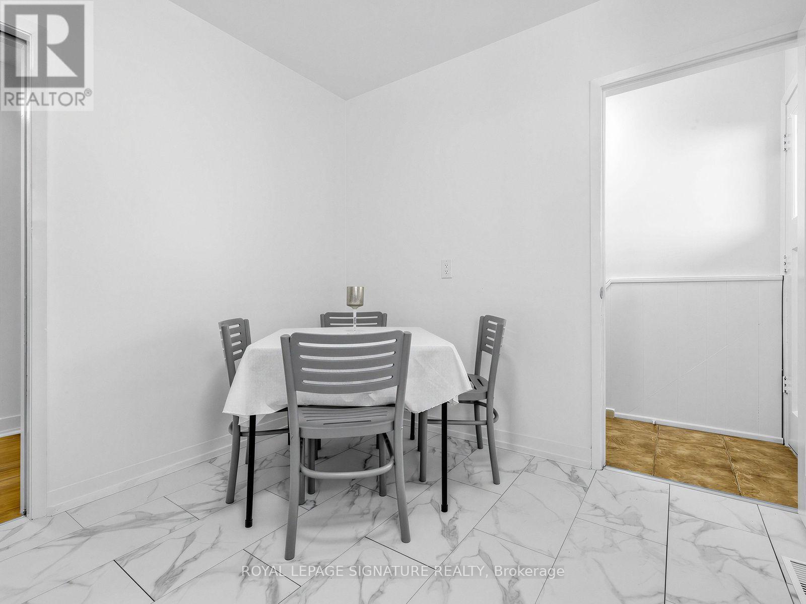 165 Wedgewood Drive, Toronto, Ontario  M2M 2H8 - Photo 14 - C14031190