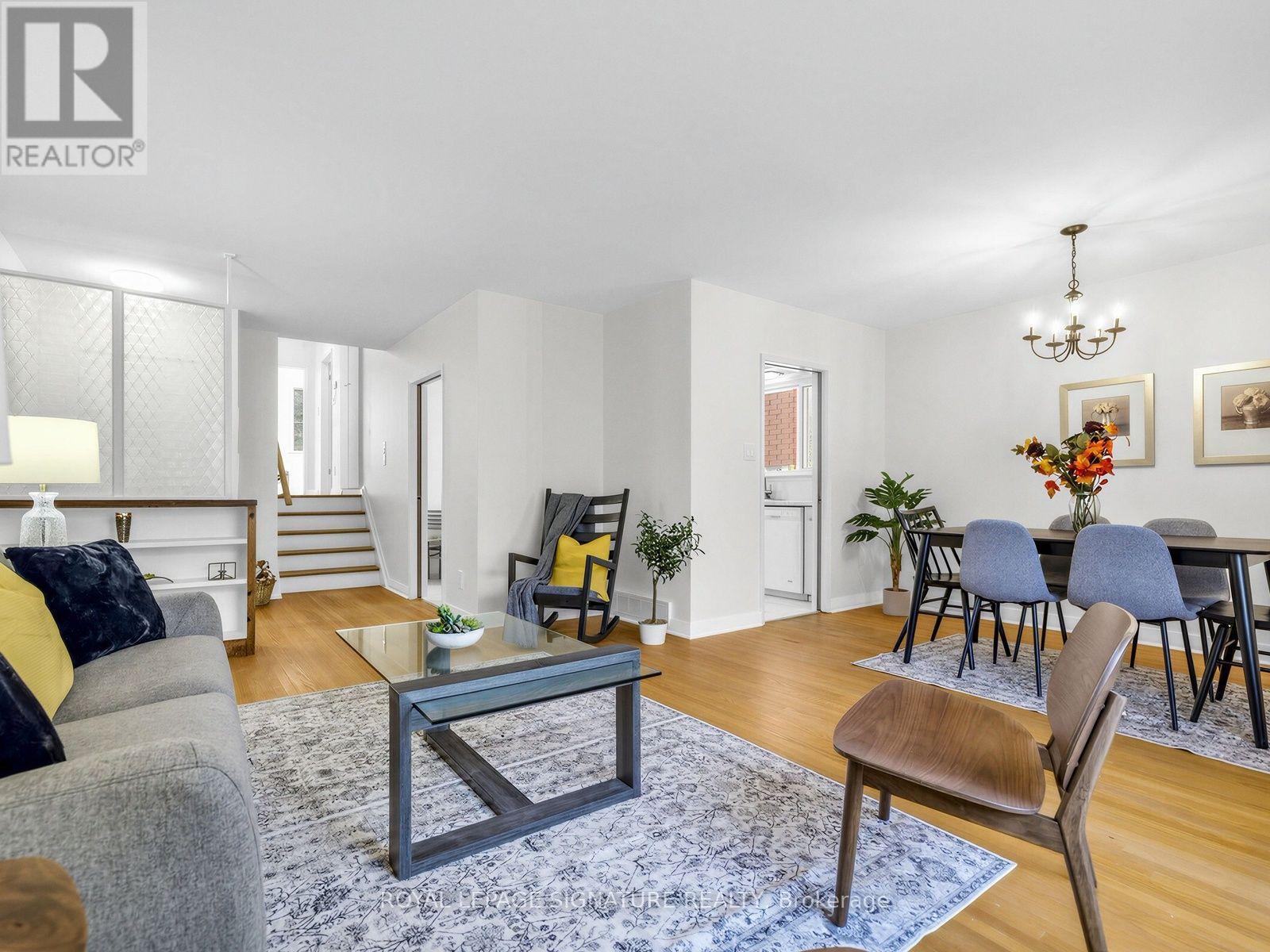 165 Wedgewood Drive, Toronto, Ontario  M2M 2H8 - Photo 9 - C14031190