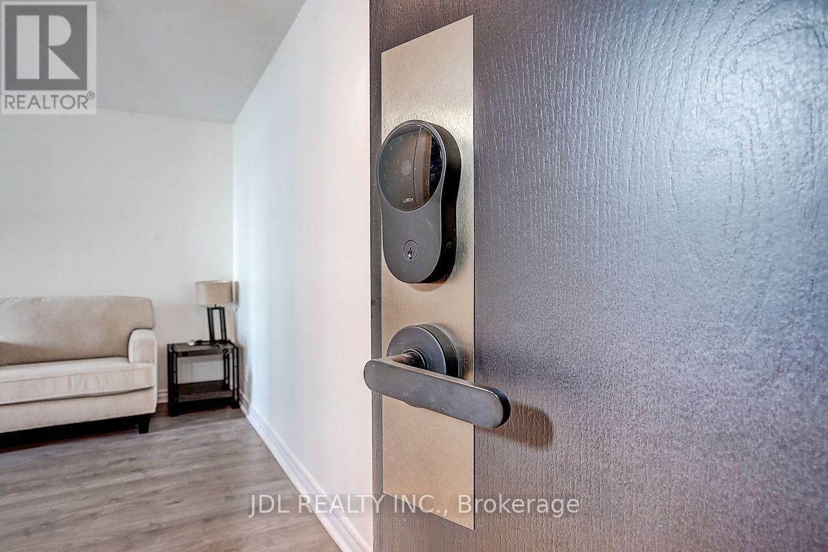 1202 - 23 Hollywood Avenue, Toronto, Ontario  M2N 7L8 - Photo 4 - C14031212