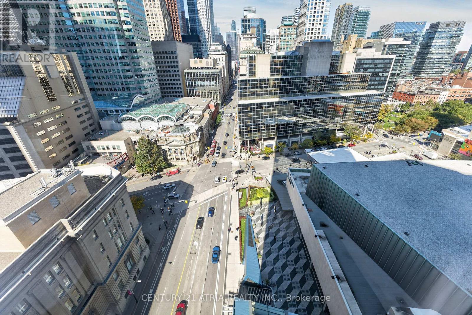 1605 - 8 The Esplanade, Toronto, Ontario  M5E 0A6 - Photo 26 - C14031278