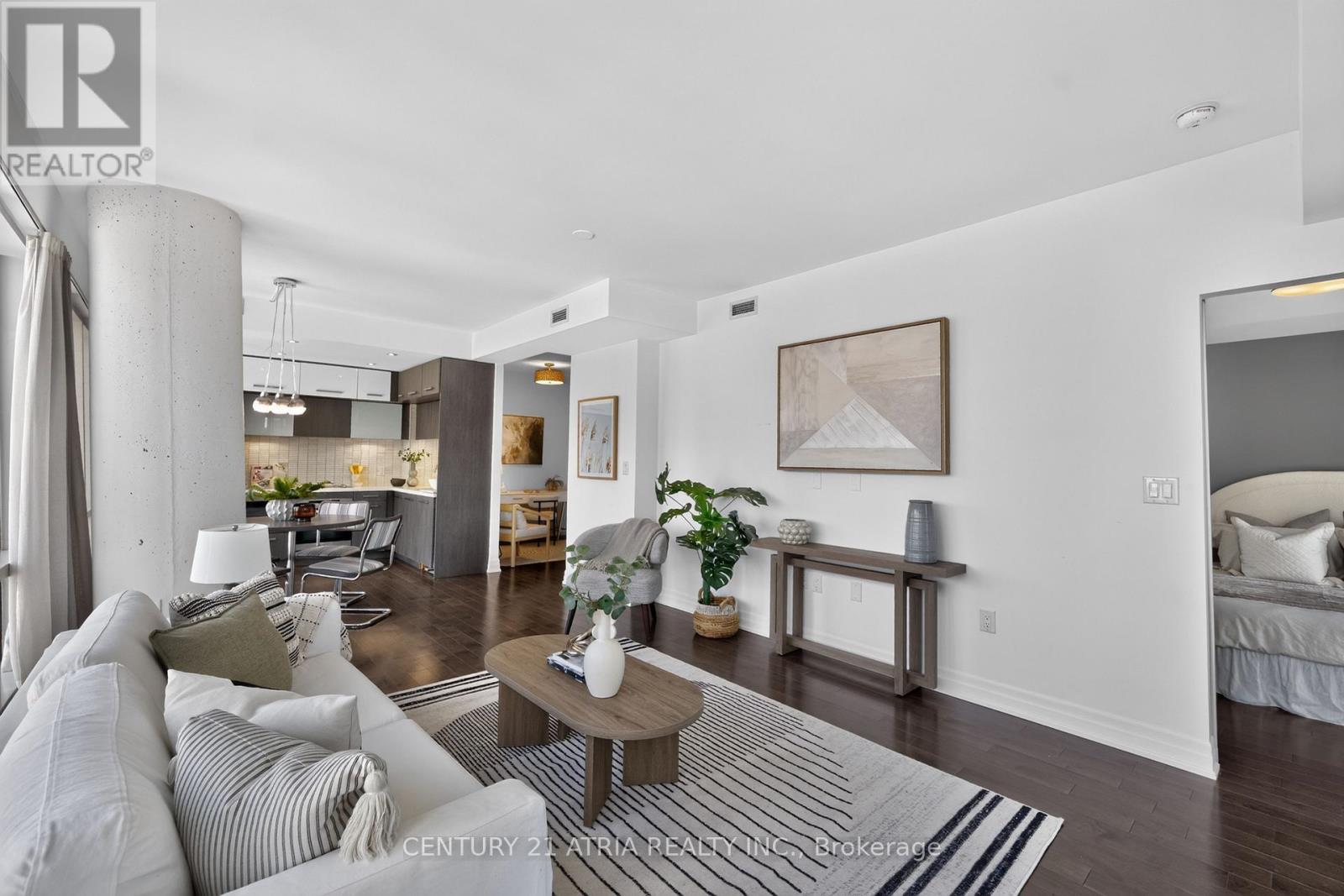 1605 - 8 The Esplanade, Toronto, Ontario  M5E 0A6 - Photo 7 - C14031278