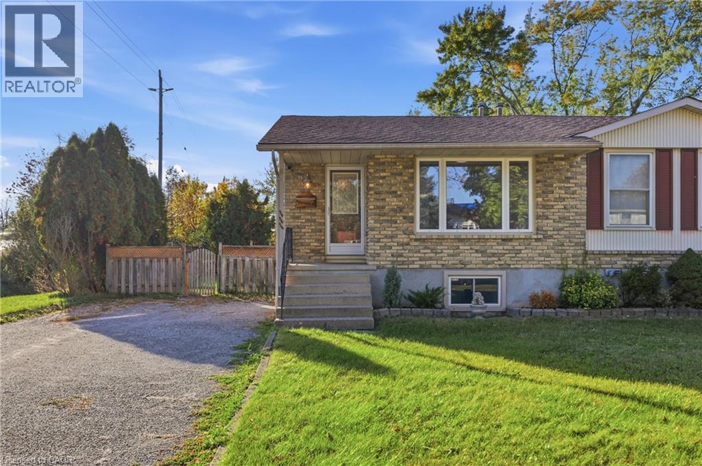111 Tupper Drive, Thorold, Ontario  L2V 4C9 - Photo 2 - 40871180