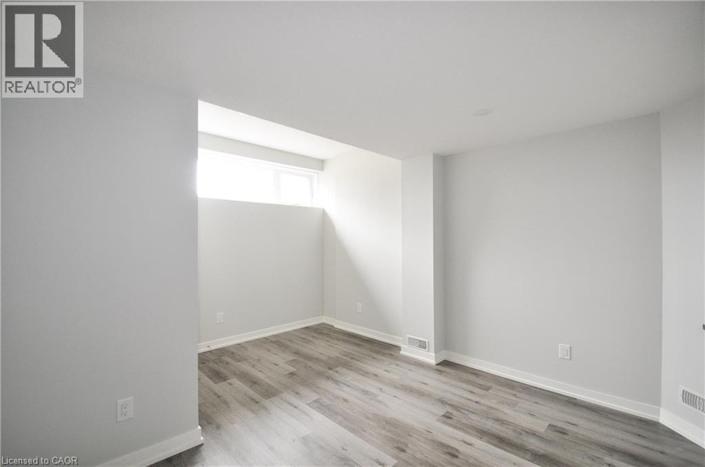 22 St Andrews Street Unit# 1, Cambridge, Ontario  N1S 1M4 - Photo 8 - 40871146