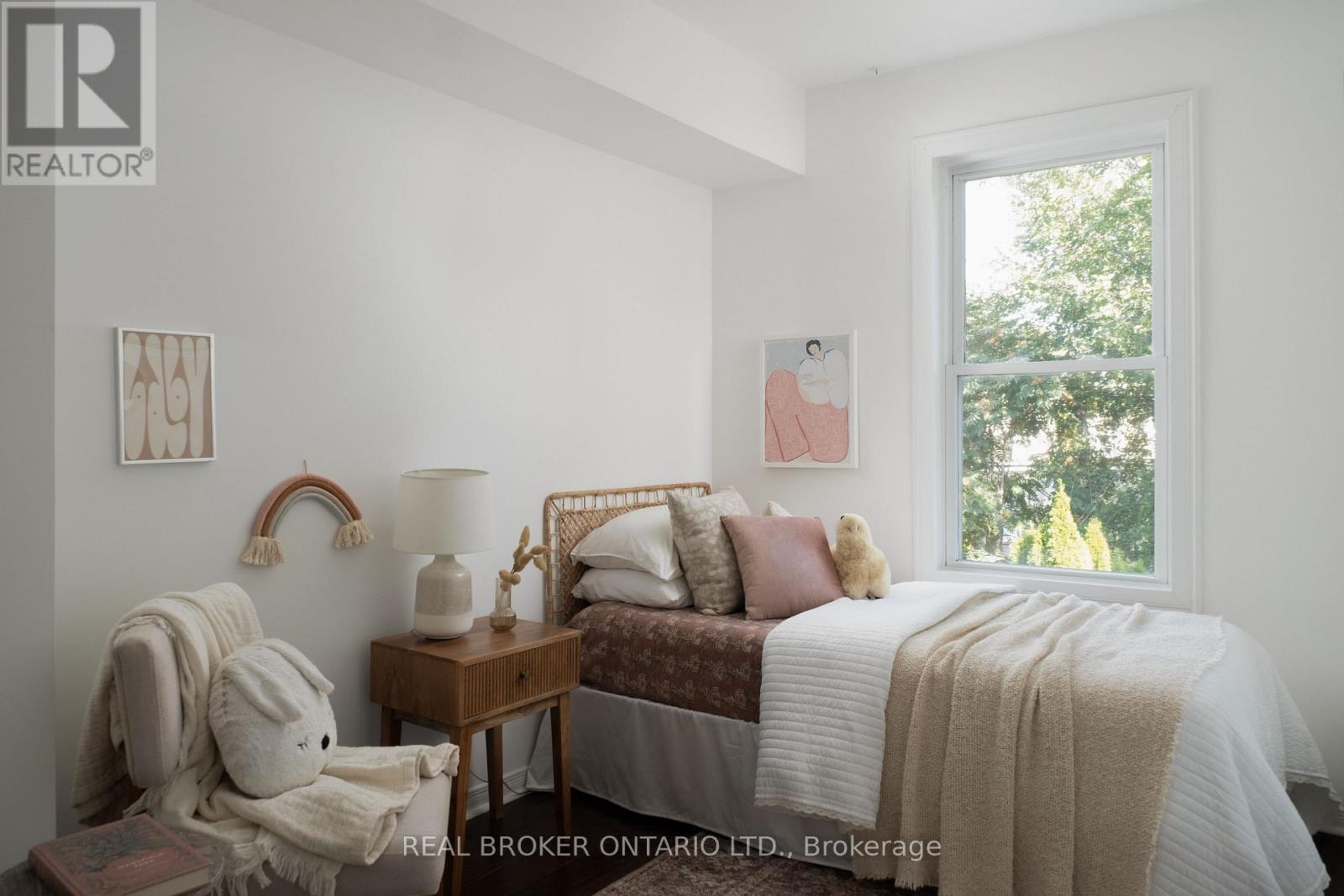 59 Bastedo Avenue, Toronto, Ontario  M4C 3M8 - Photo 18 - E14031102